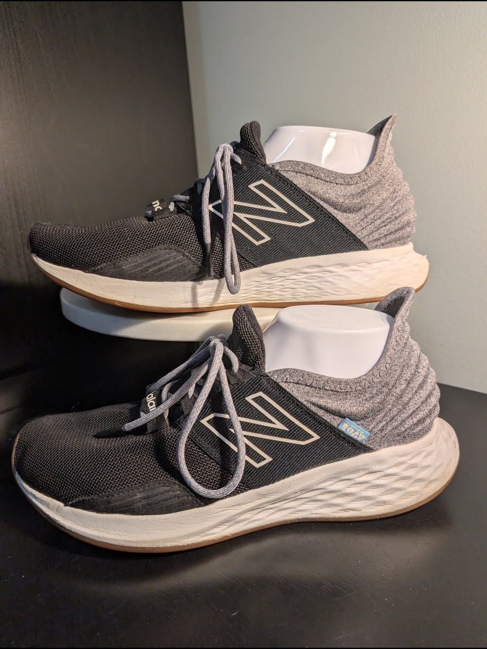 New Balance Fresh Foam ROAV V1 Black & Gray Slip-On Sneakers Men's 8.5